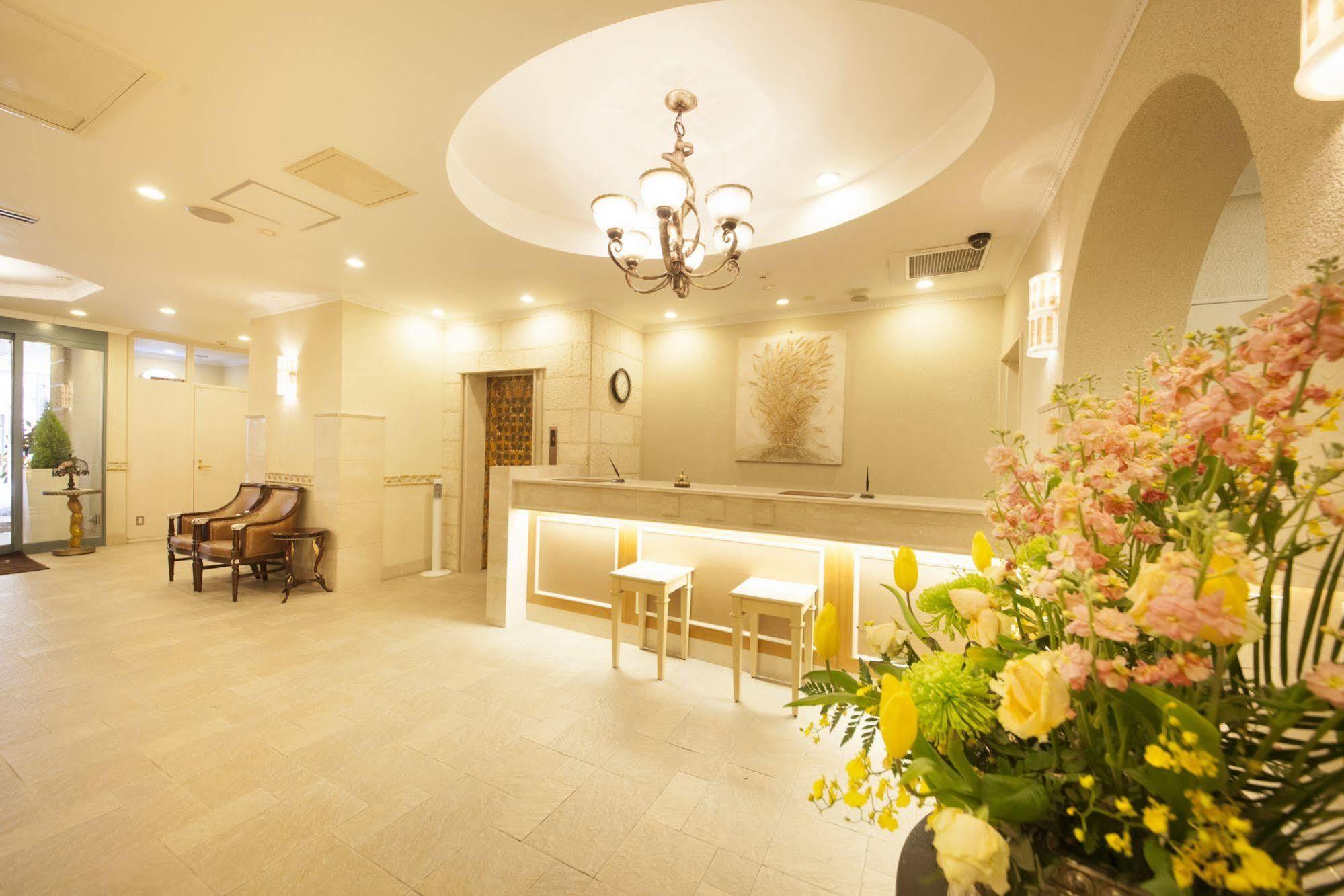Hotel Coco Grand Kitasenju Токио Экстерьер фото